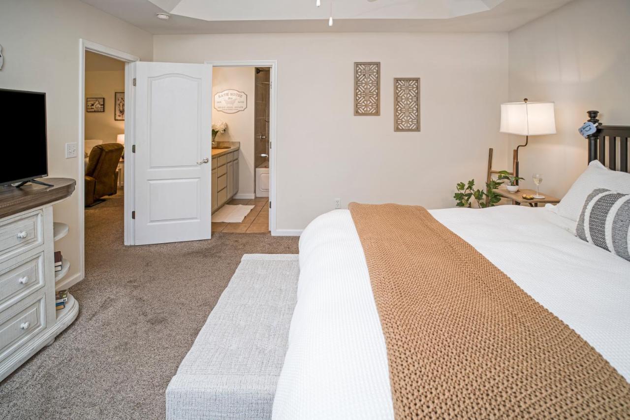 Luxe Quiet Townhouse W/Parking/Pool/By Dollywood Villa Пиджен Фордж Екстериор снимка